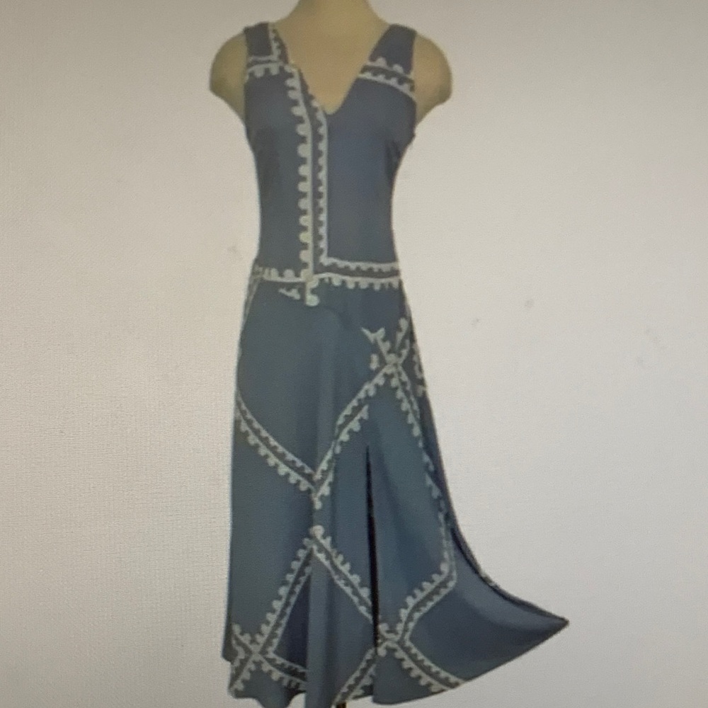 Elegant Blue Sleeveless Dress